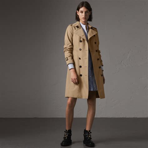 burberry trenchcoat the sandringham|burberry chelsea trench coat review.